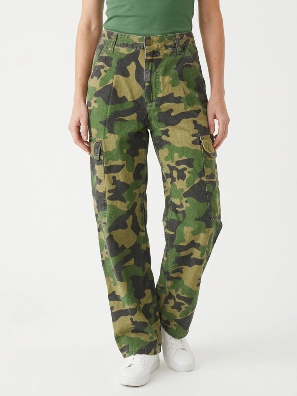 Women's Straight Leg Camo Cargo Pants - Green